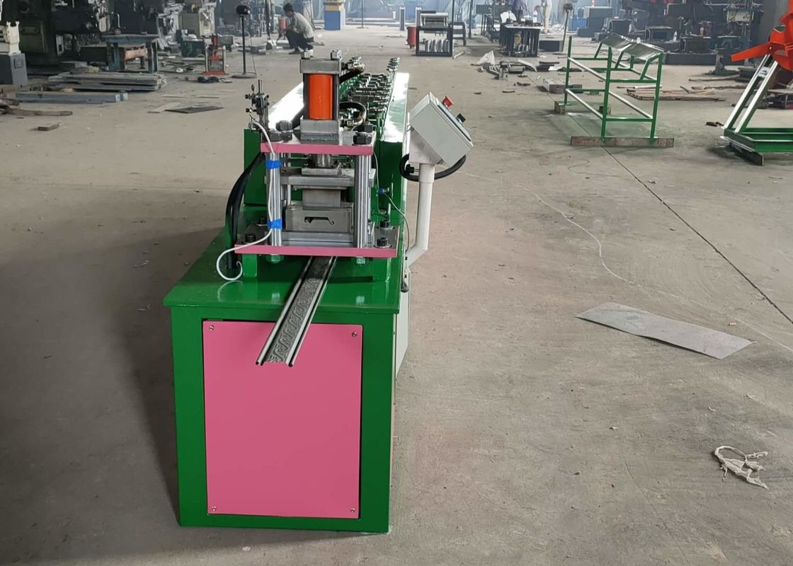 Metal Speed 20-30m/Min Rolling Shutter Door Slats Roll Forming Machine